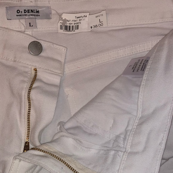O2 Denim White Jean Shorts - Picture 7 of 8